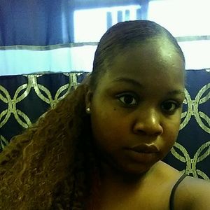 Meet your Posher, Kenneisha
